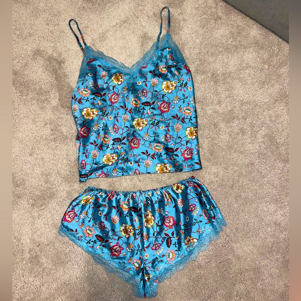 Victoria Secret - Satin & Lace Sleepwear Set